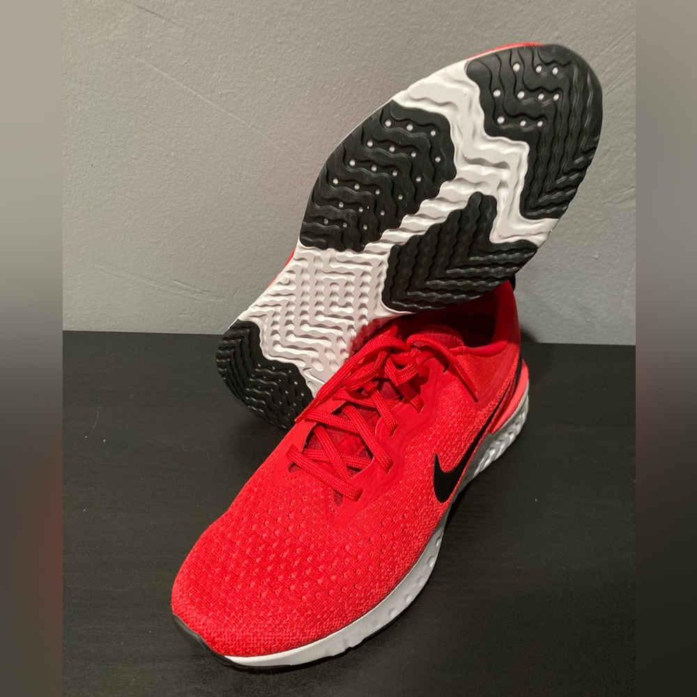 Nike react